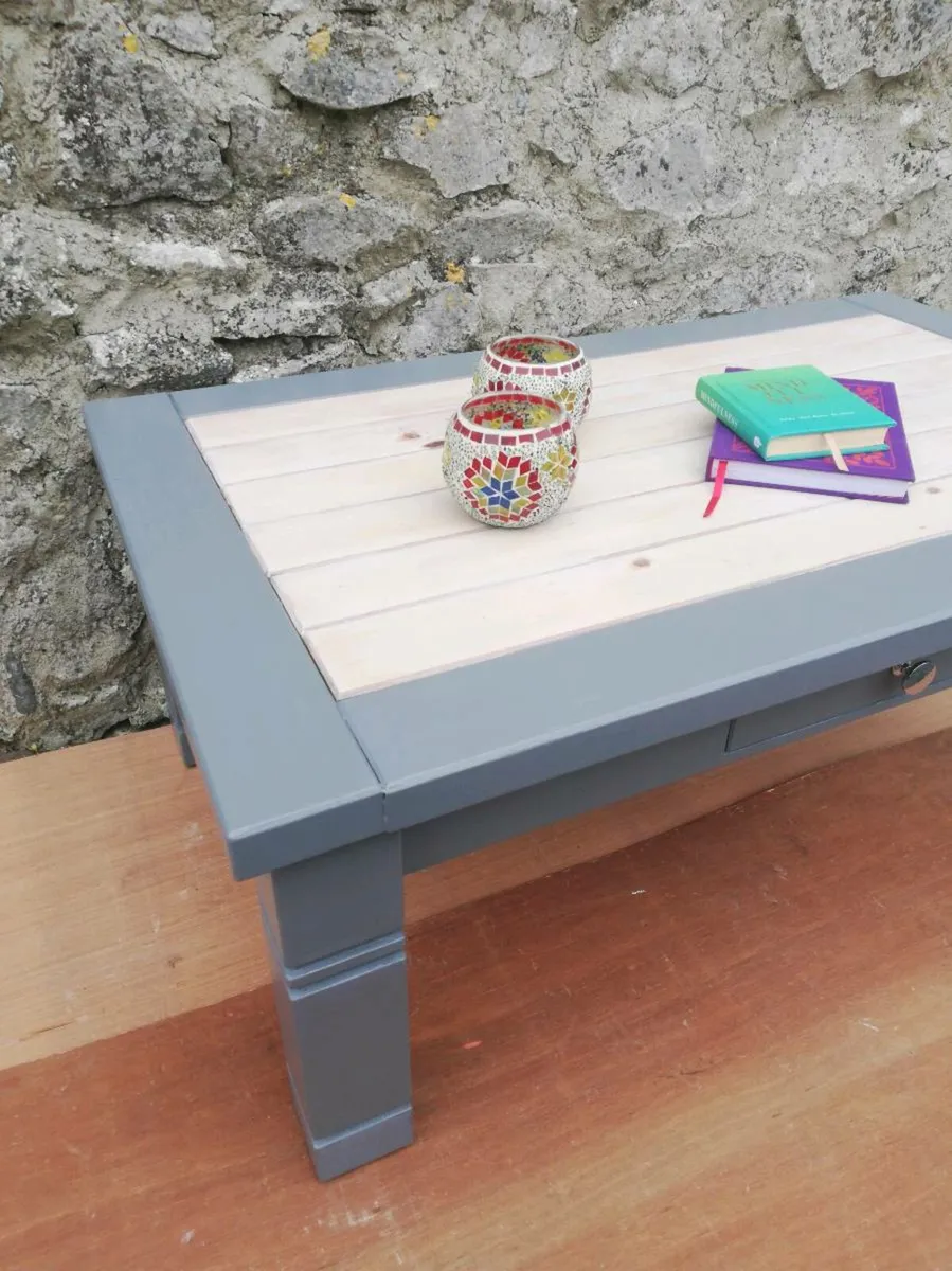 Solid wood coffee table newly restyled - Image 3