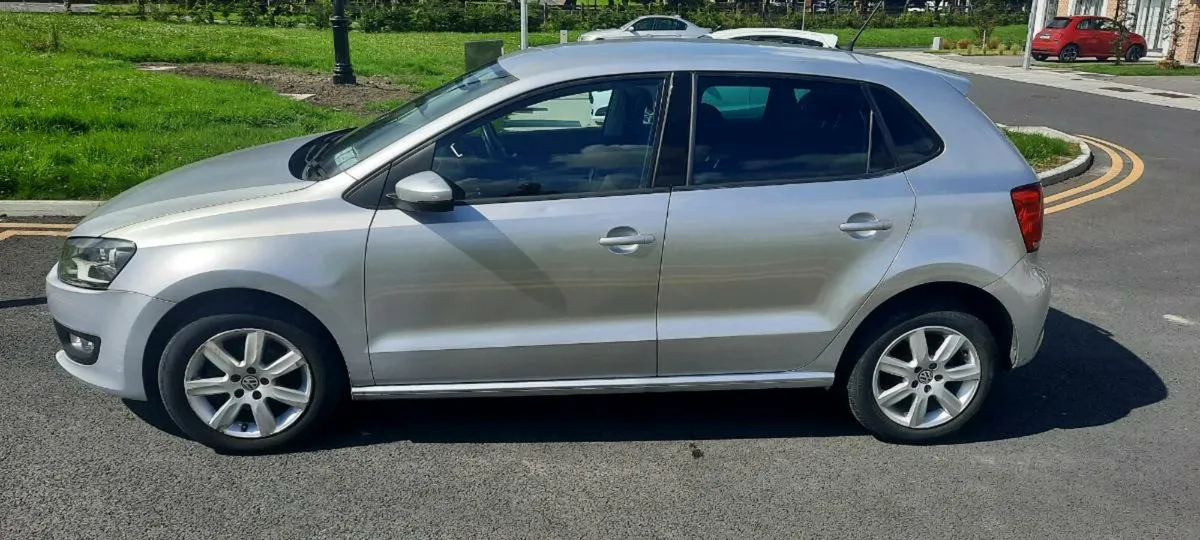 Volkswagen Polo 2014 - Image 2