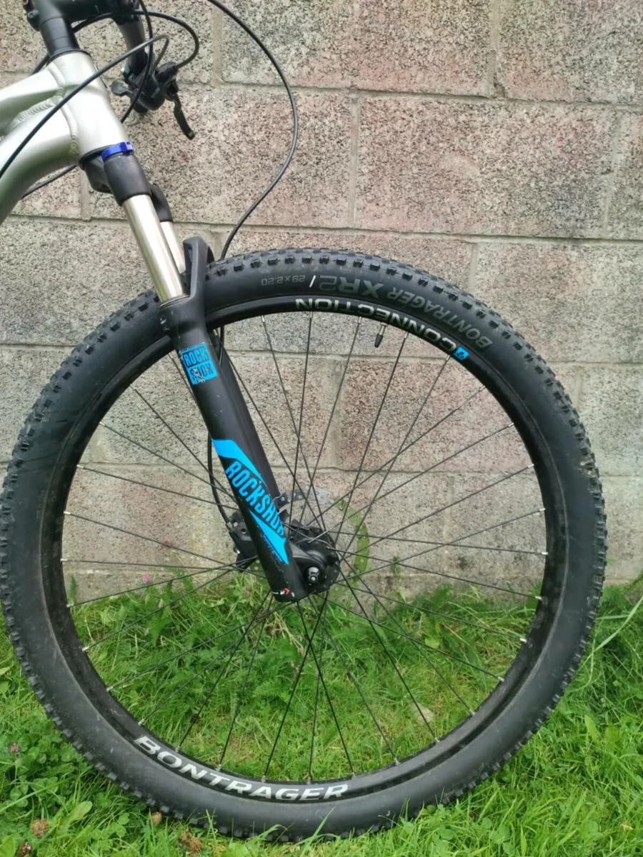 Trek x caliber 7 mountain bike - Image 2