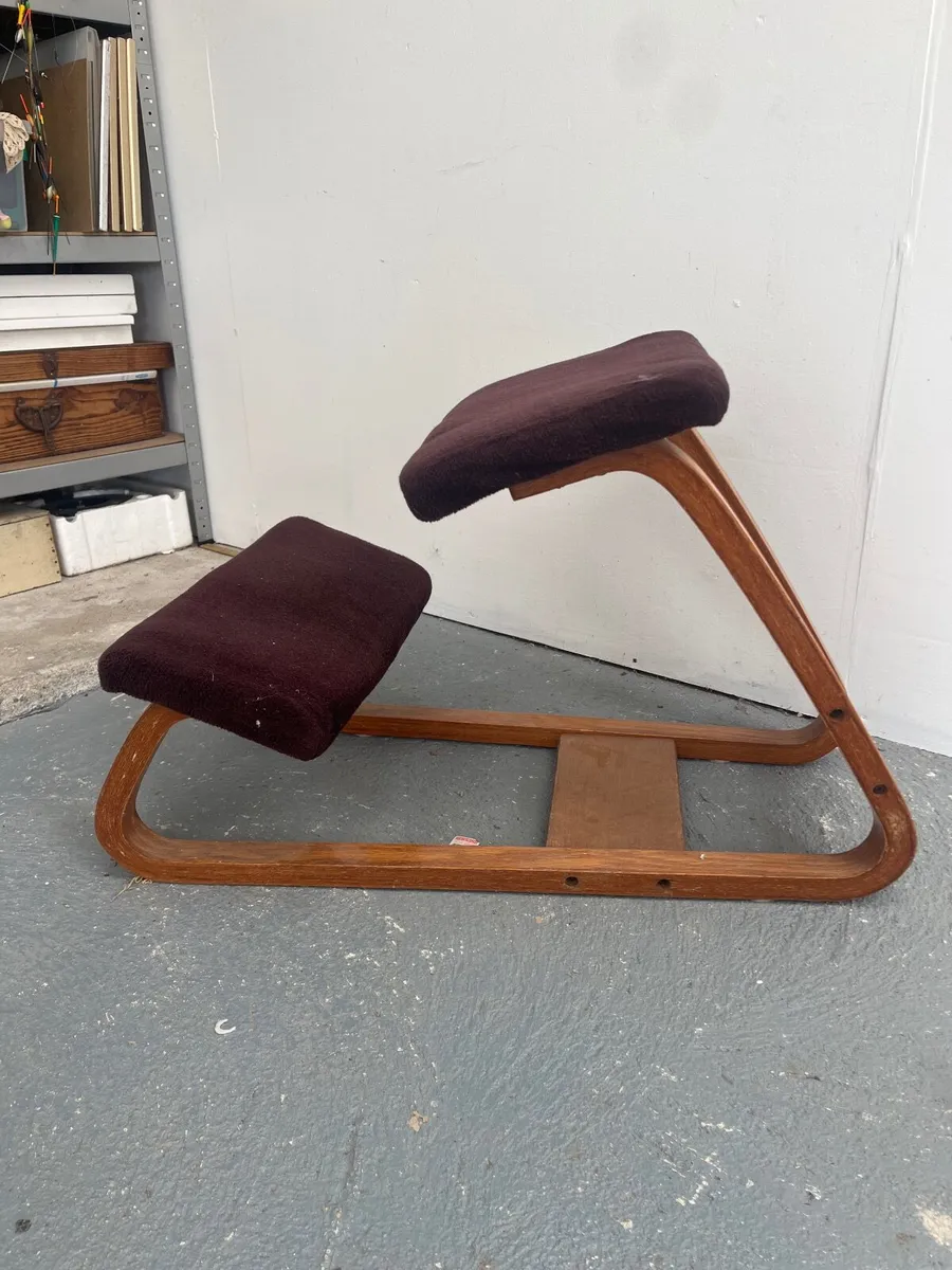Vintage mid century Kneeling chair - Image 4