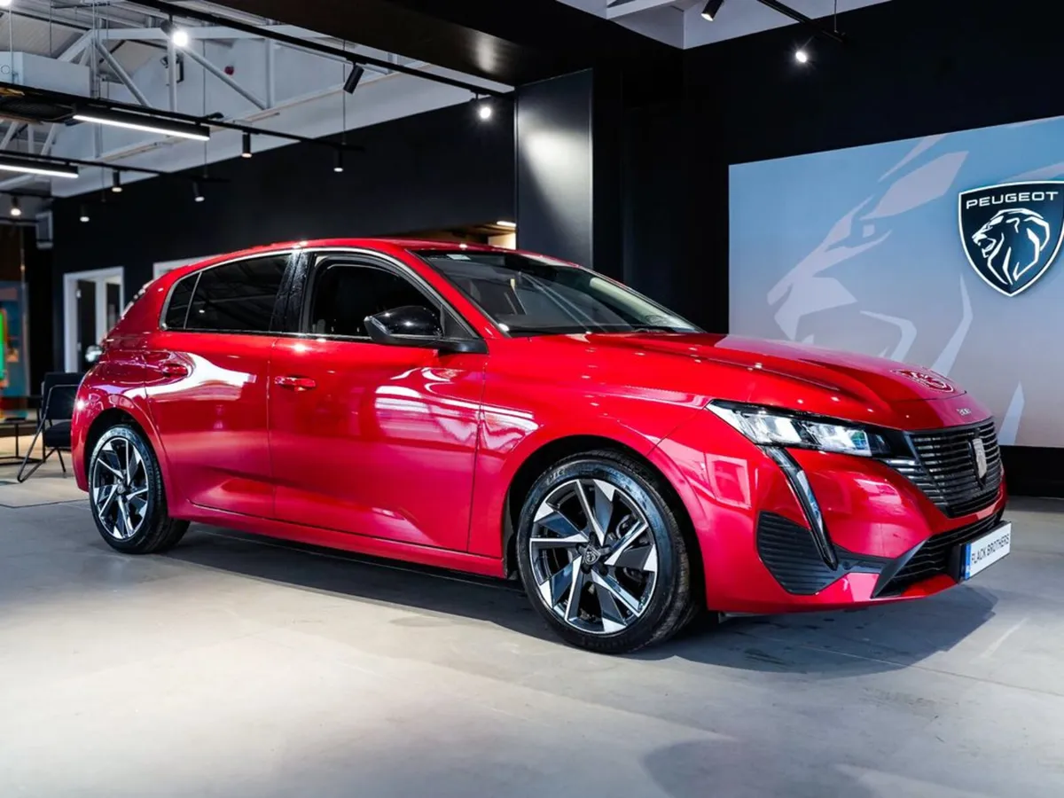 2023 Peugeot 308 Allure 1.5 HDi Automatic - Image 1