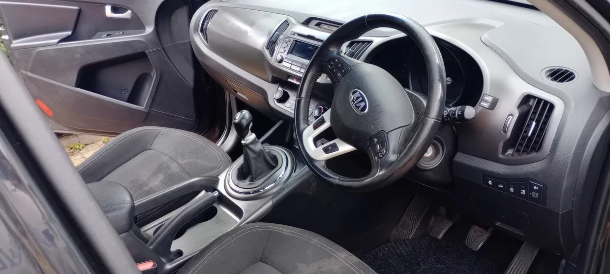 Kia Sportage 2012 - Image 4