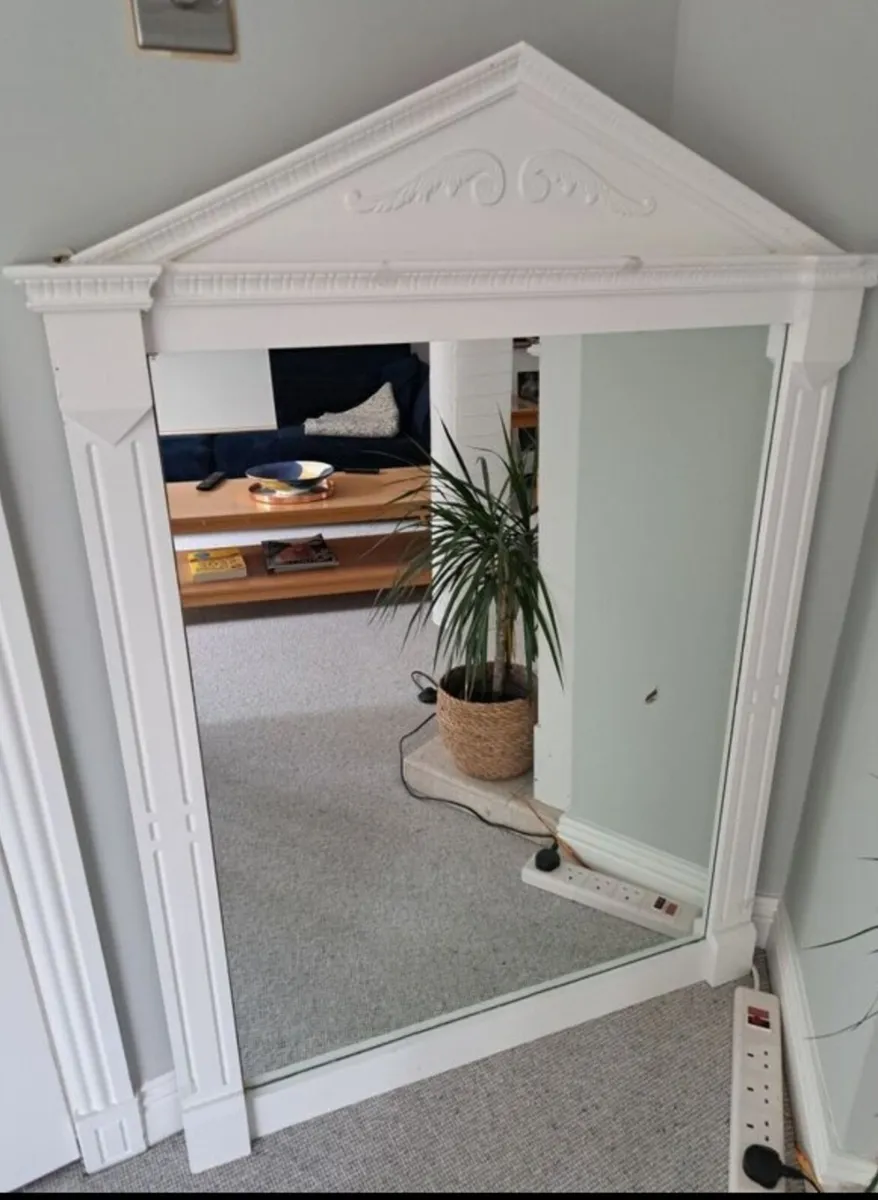 Mirror - Image 1