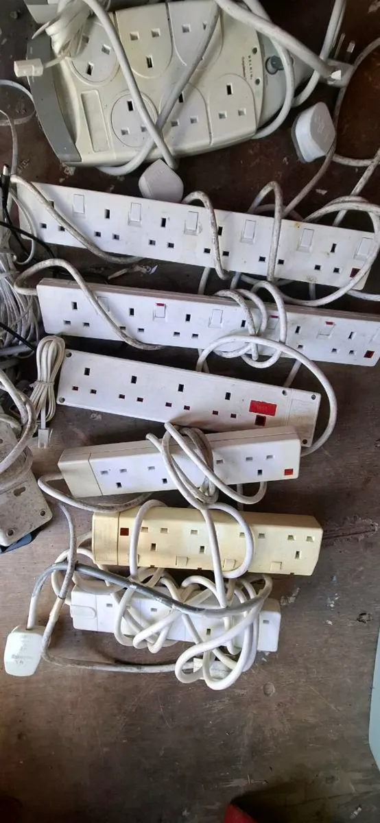 Multiple extension leads - job lot - Image 3
