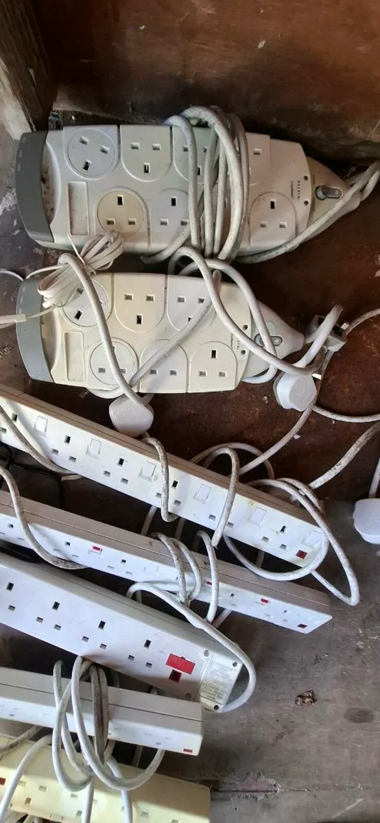 Multiple extension leads - job lot - Image 4