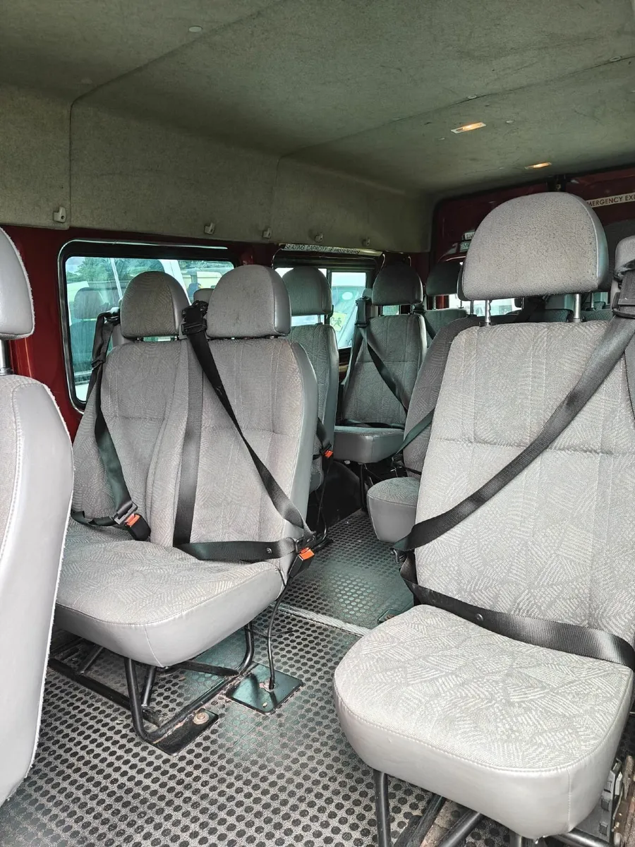 Ford Transit 2005 - Image 2