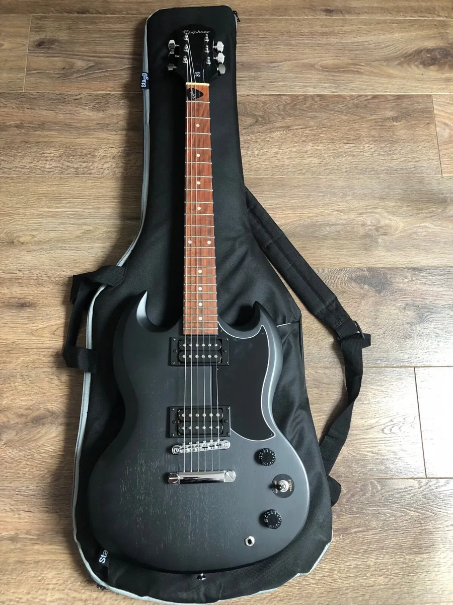 Electric Guitar - Image 2