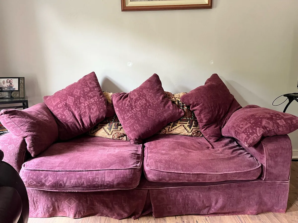 Couch - Image 2