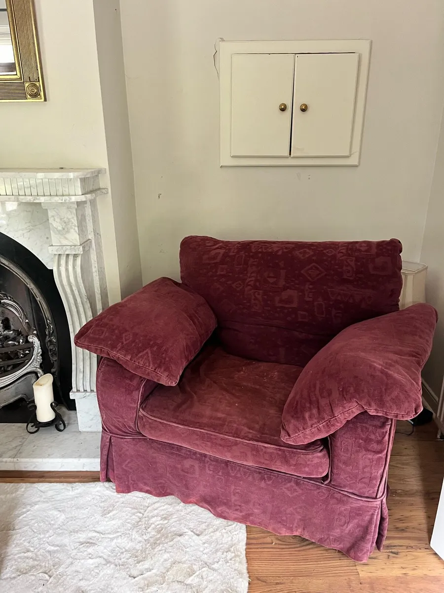 Couch - Image 3