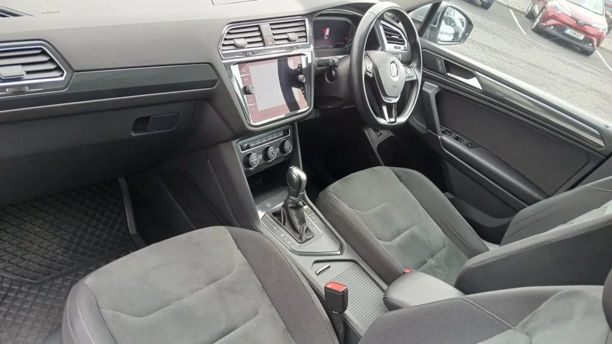 Volkswagen Tiguan Allspace 2.0 TDI 150 HP 4WD Hig - Image 3
