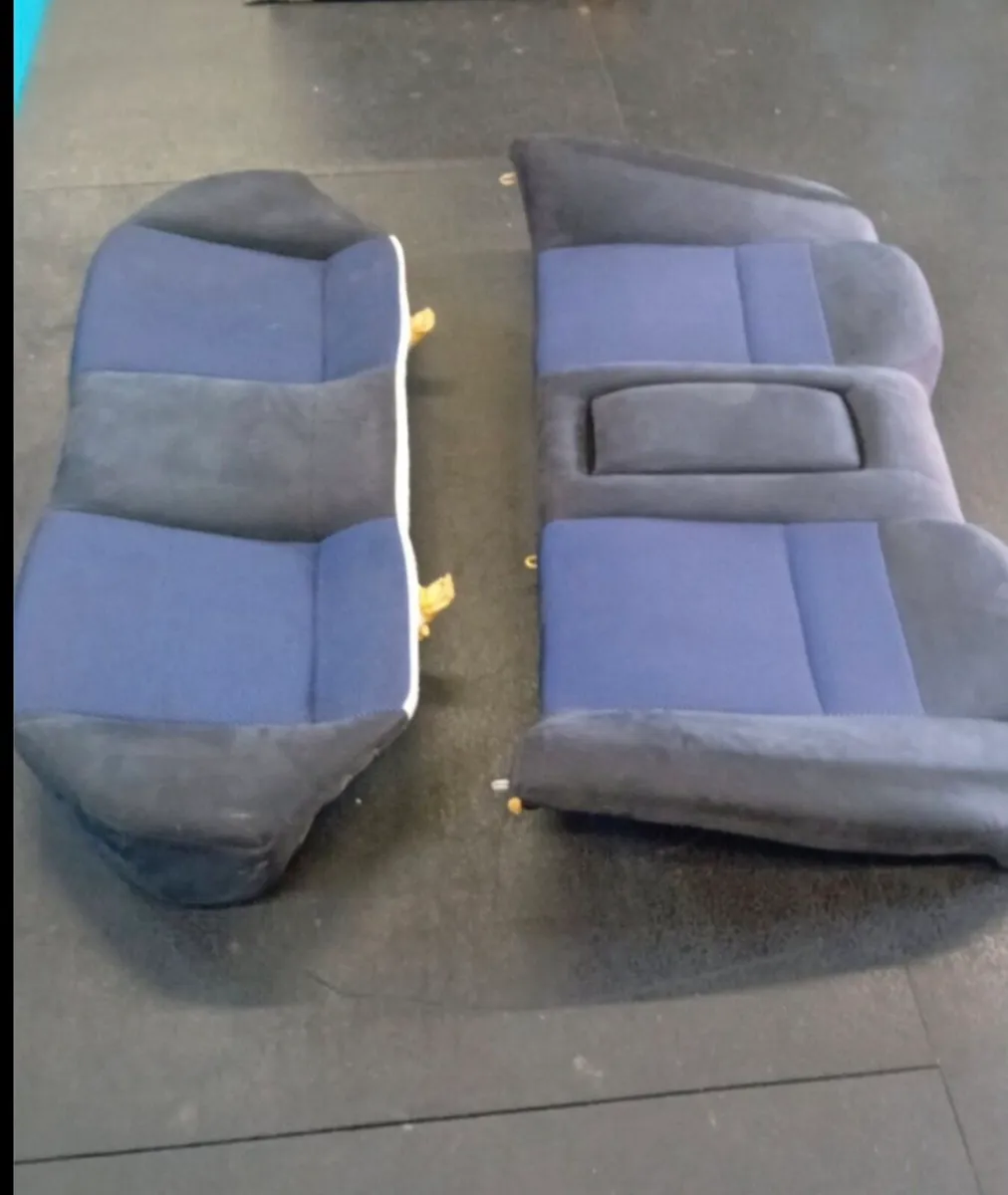 Evo 6 rear seats