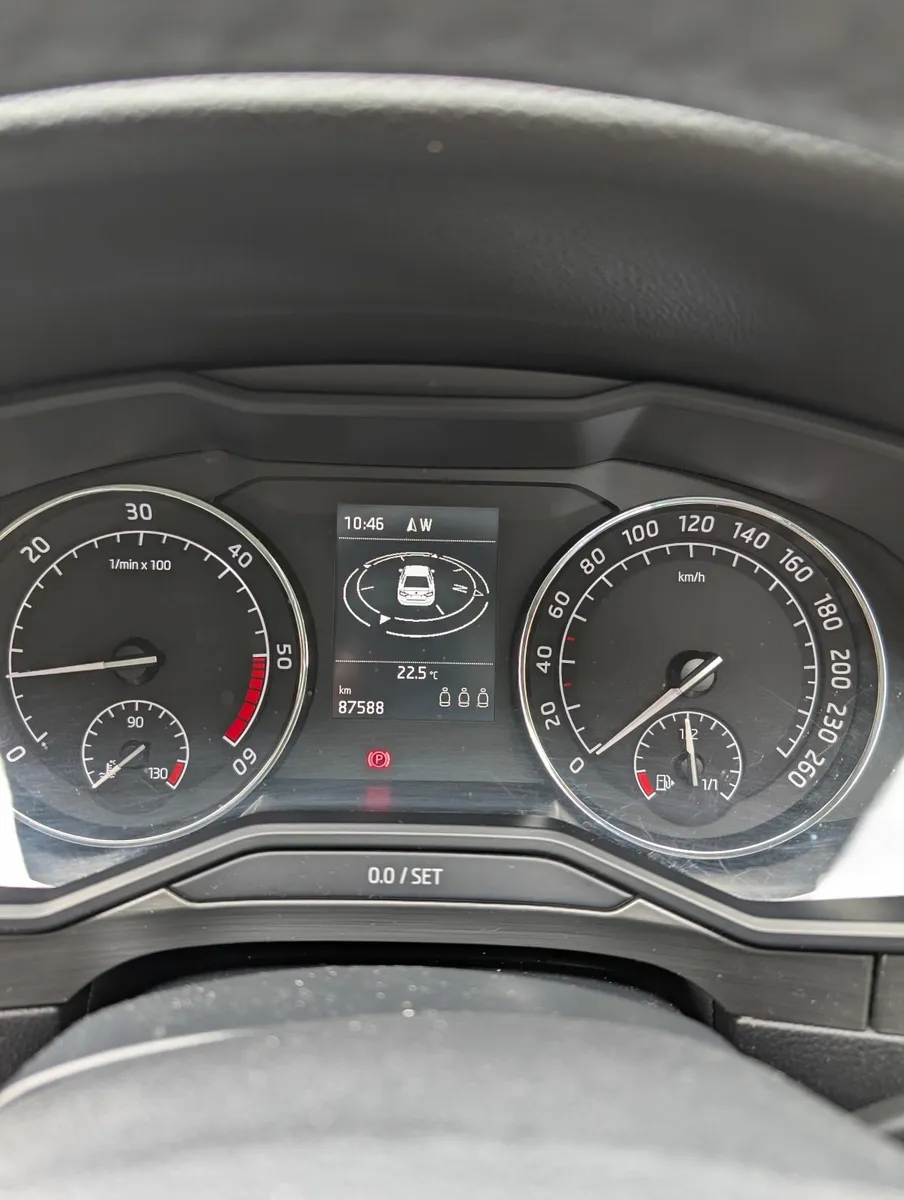 Skoda Superb 2016 - Image 3
