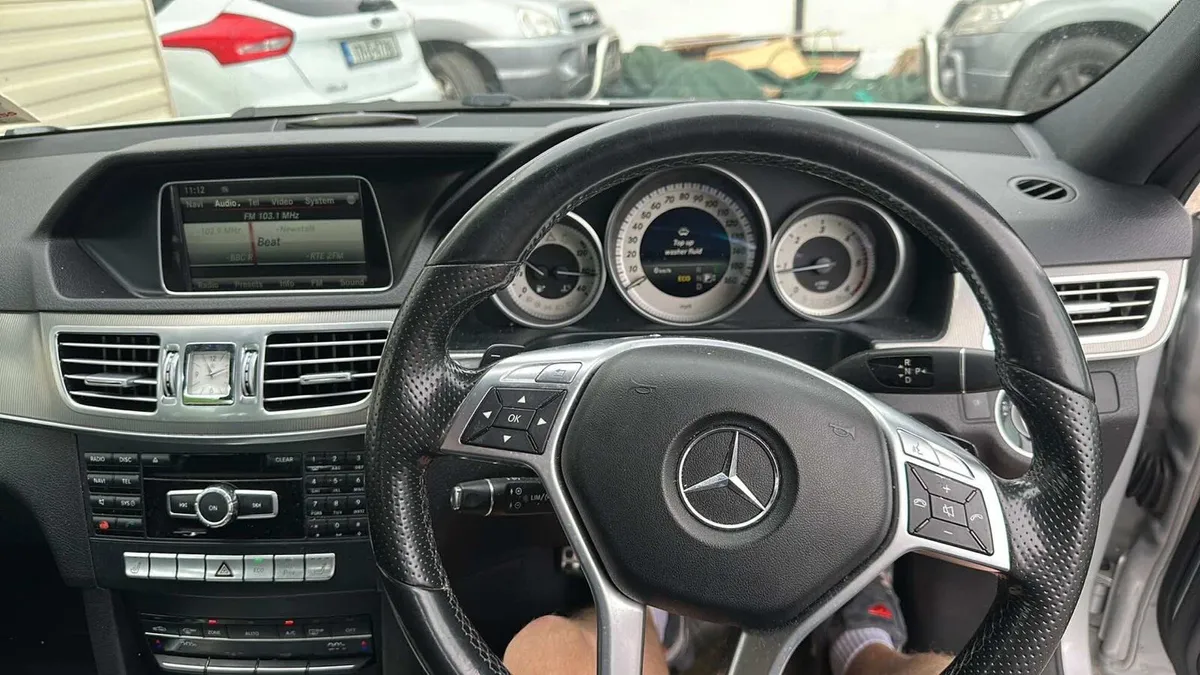 Mercedes - Image 4