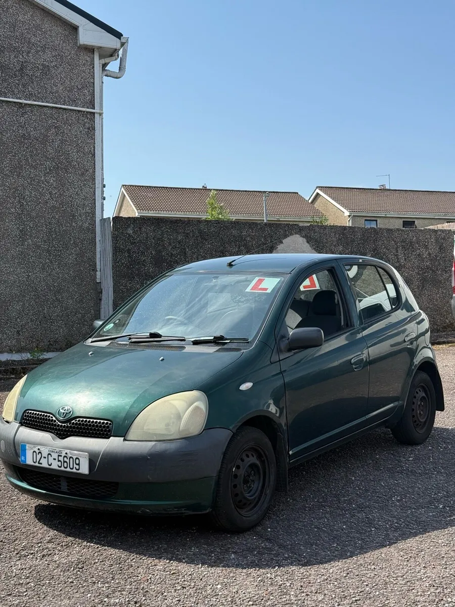 Toyota Yaris nct and tax only 84000 miles - Image 3