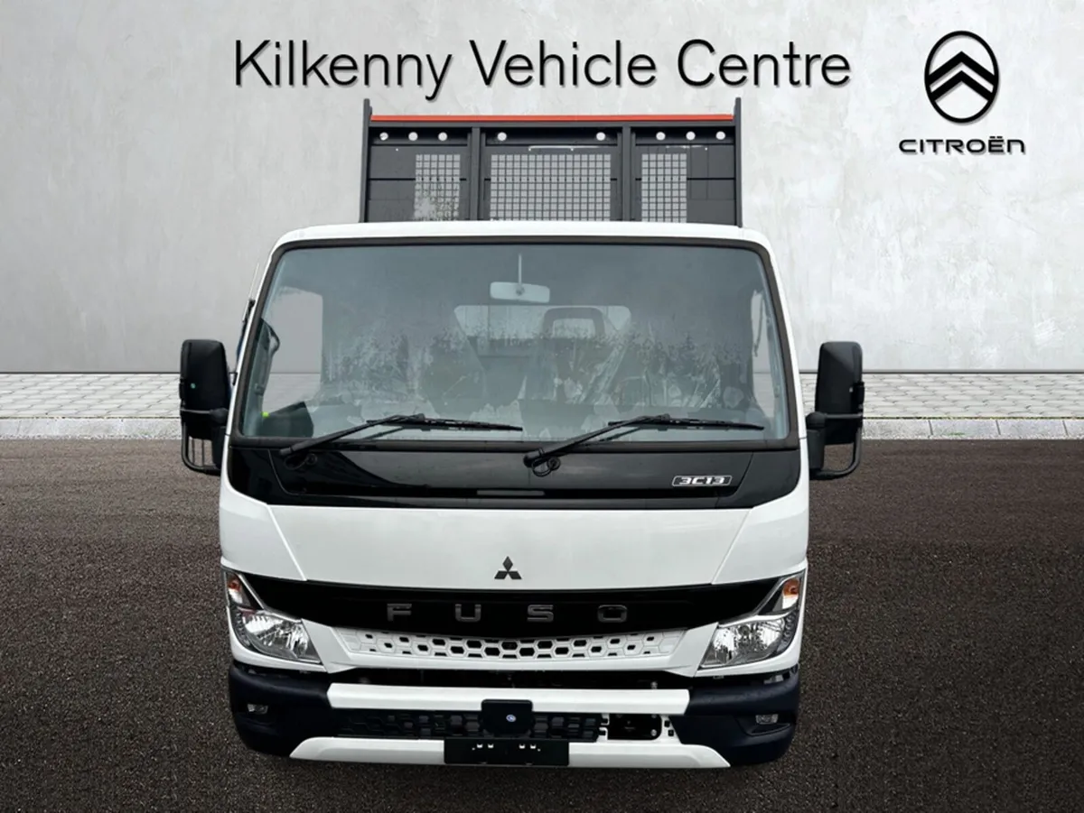 Fuso Canter FUSO CANTER TIPPER WITH TOOL BOX - Image 4