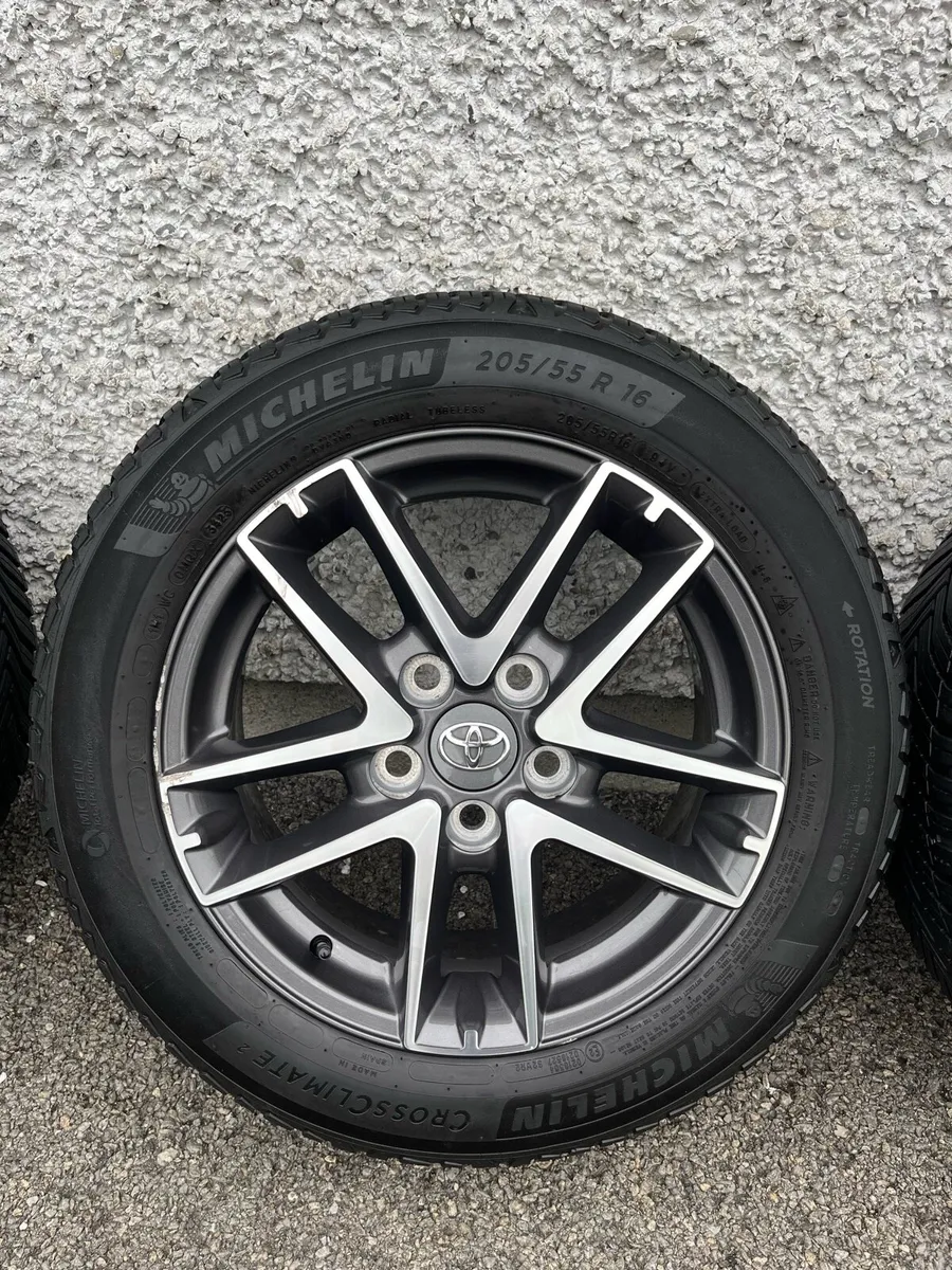 Toyota Auris/Corolla Alloys & Tyres - Image 3