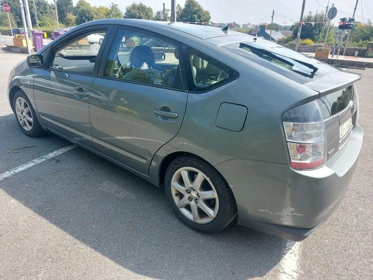 Toyota Pruis NEW NCT - Image 3