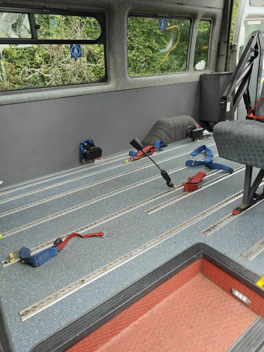 Ford Transit Wheelchair Mini Bus 2010 - Image 4