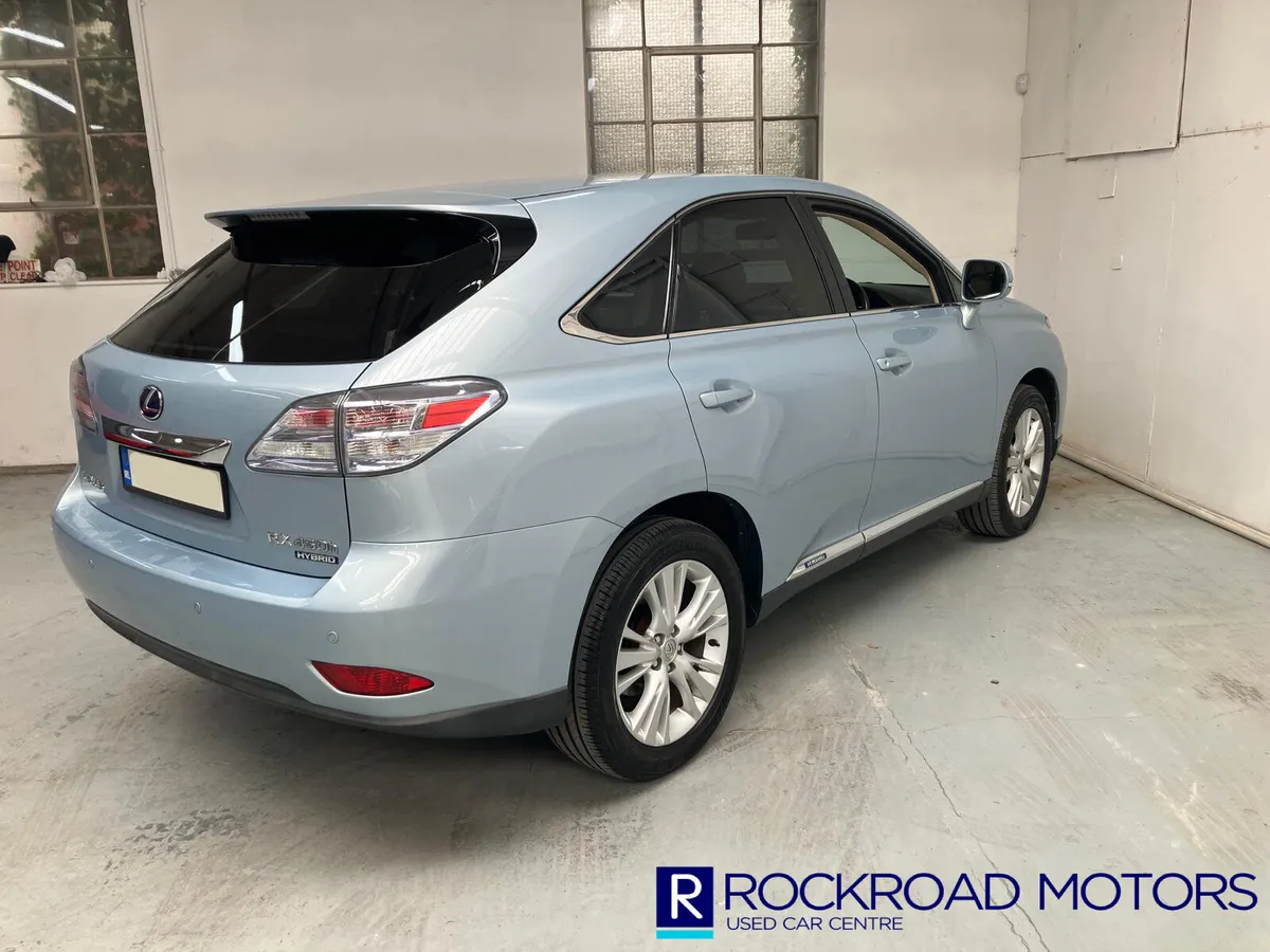 Lexus RX Hybrid Sport,  2010 - Image 2