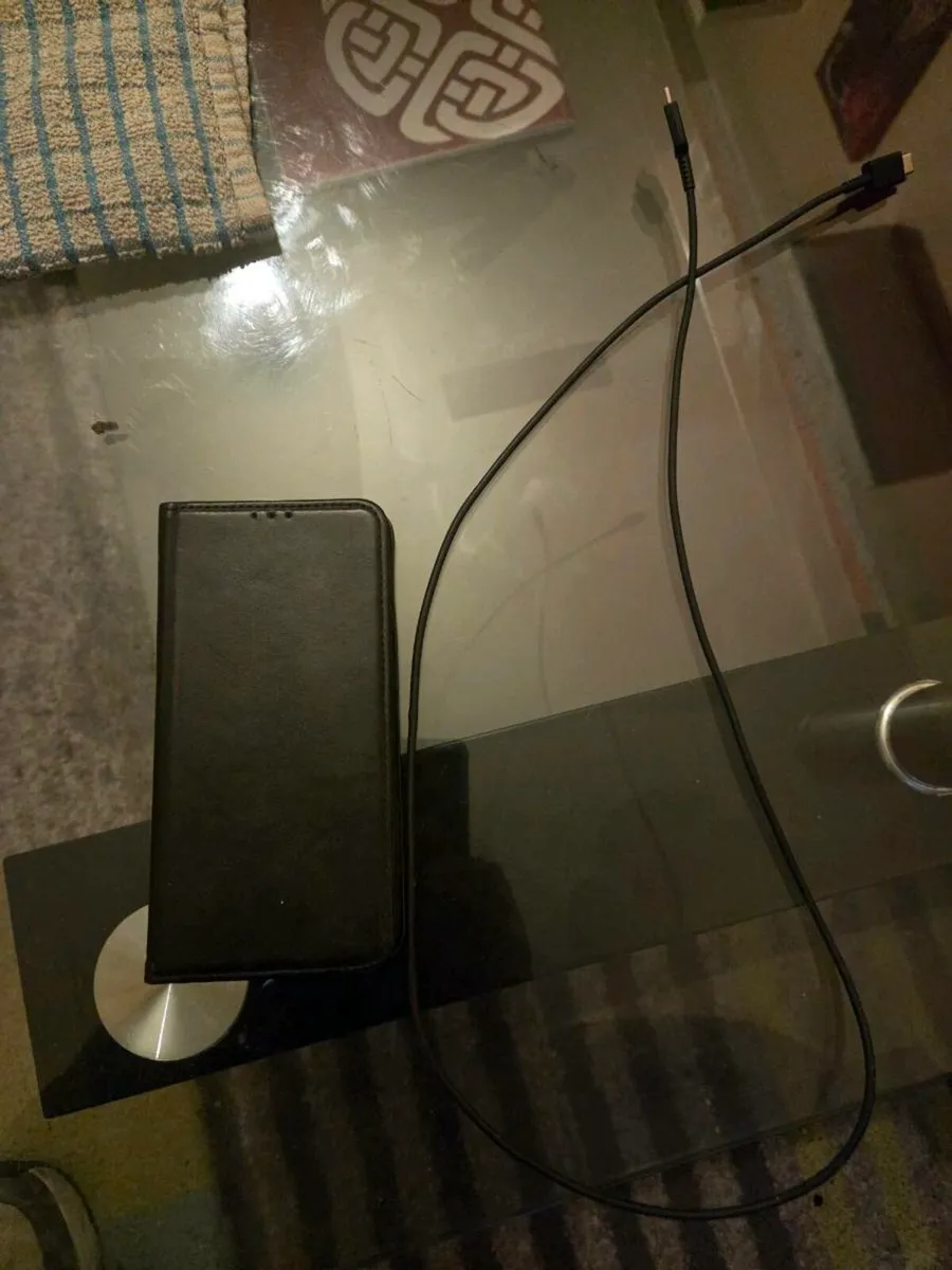 Samsung galaxy s23+ - Image 2