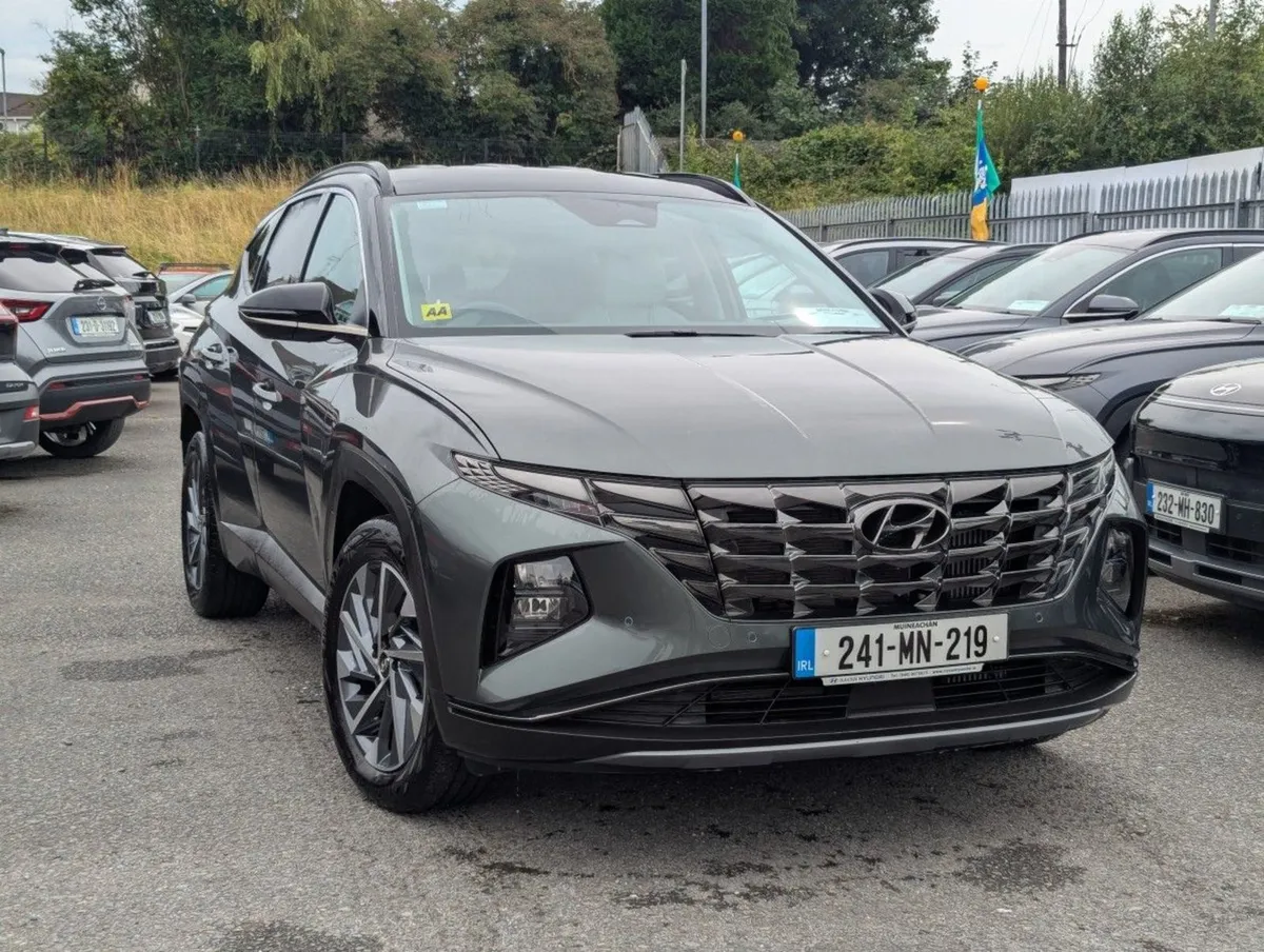 Hyundai Tucson 1.6d Executive Plus 2 Tone  just I - Image 1