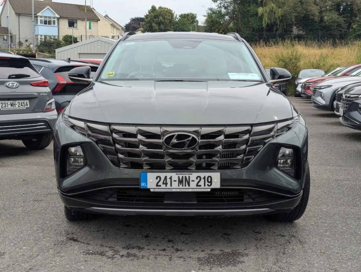Hyundai Tucson 1.6d Executive Plus 2 Tone  just I - Image 2