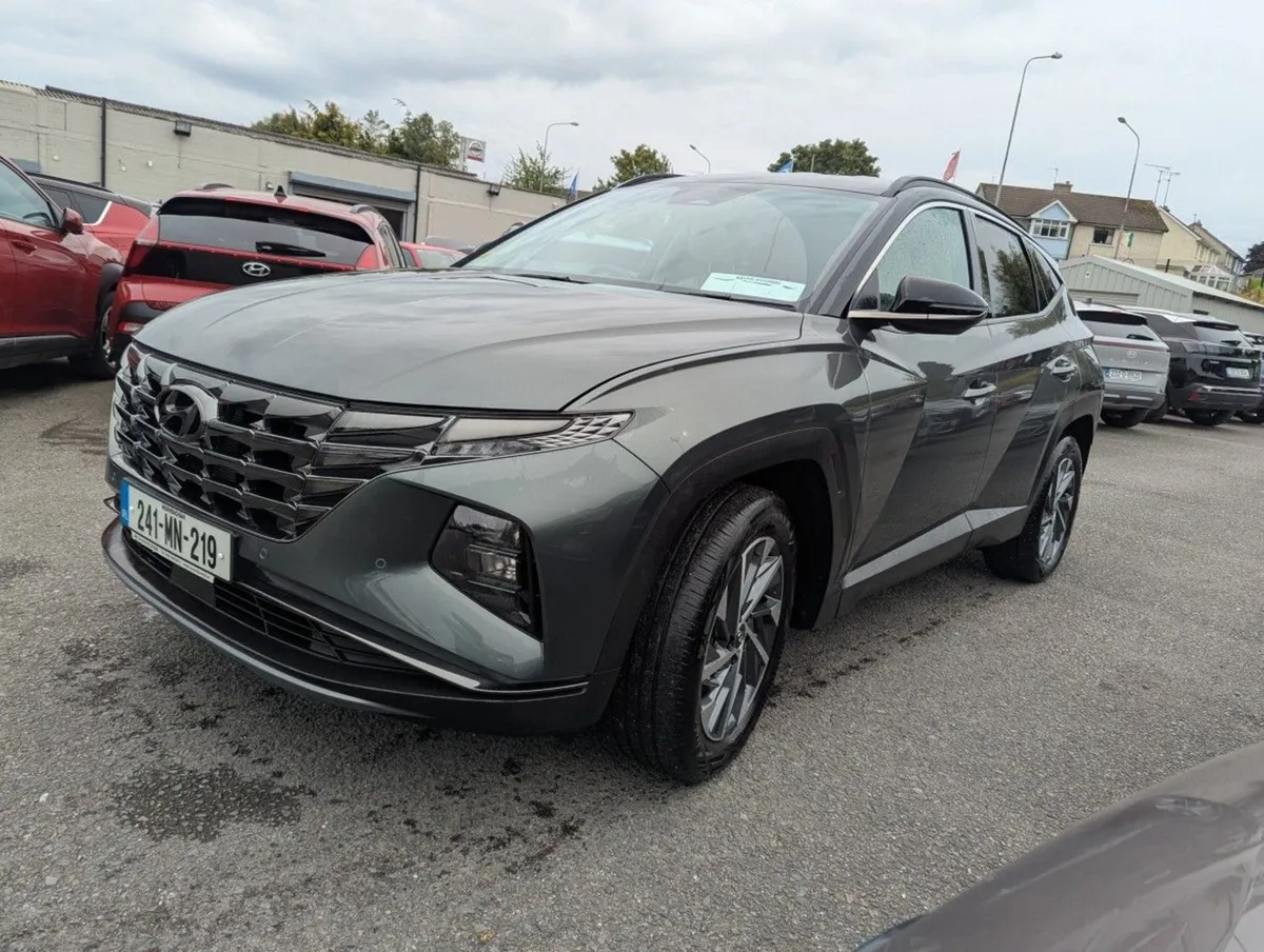 Hyundai Tucson 1.6d Executive Plus 2 Tone  just I - Image 3