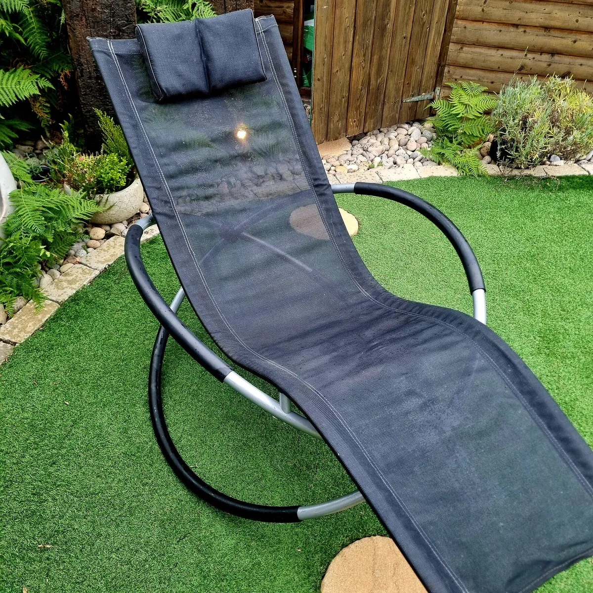 ROCKING SUN LOUNGER - Image 1