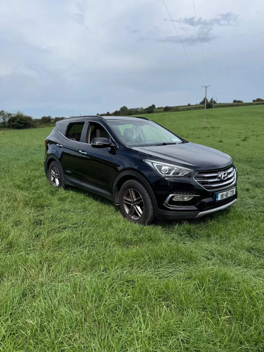 181 Hyundai Santa Fe 2.2 CRDi 4WD Executive 7 seat - Image 3