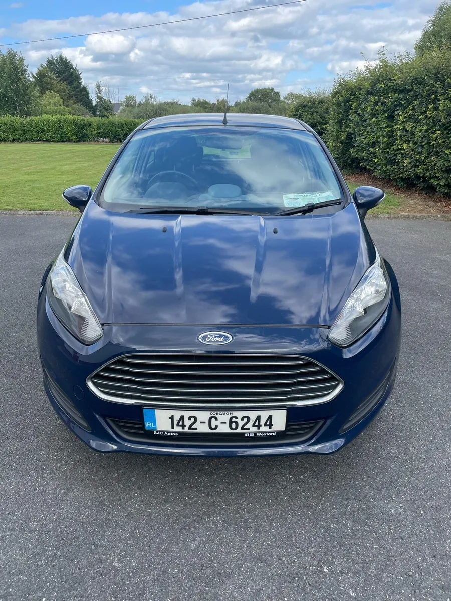 Ford Fiesta/1.2L/142/Manual/Apple CarPlay - Image 1