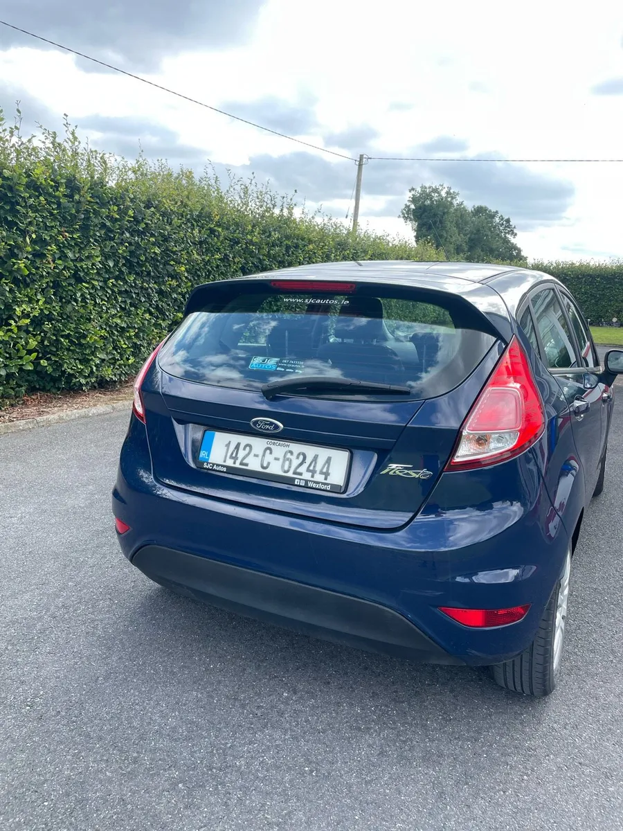 Ford Fiesta/1.2L/142/Manual/Apple CarPlay - Image 2