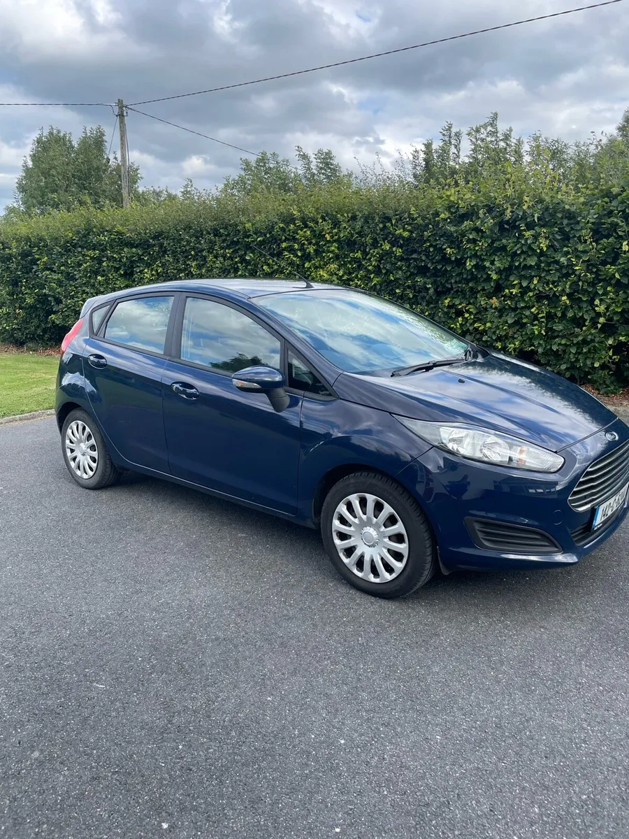 Ford Fiesta/1.2L/142/Manual/Apple CarPlay - Image 3