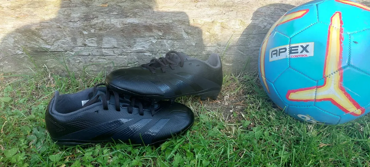football boots - Image 2