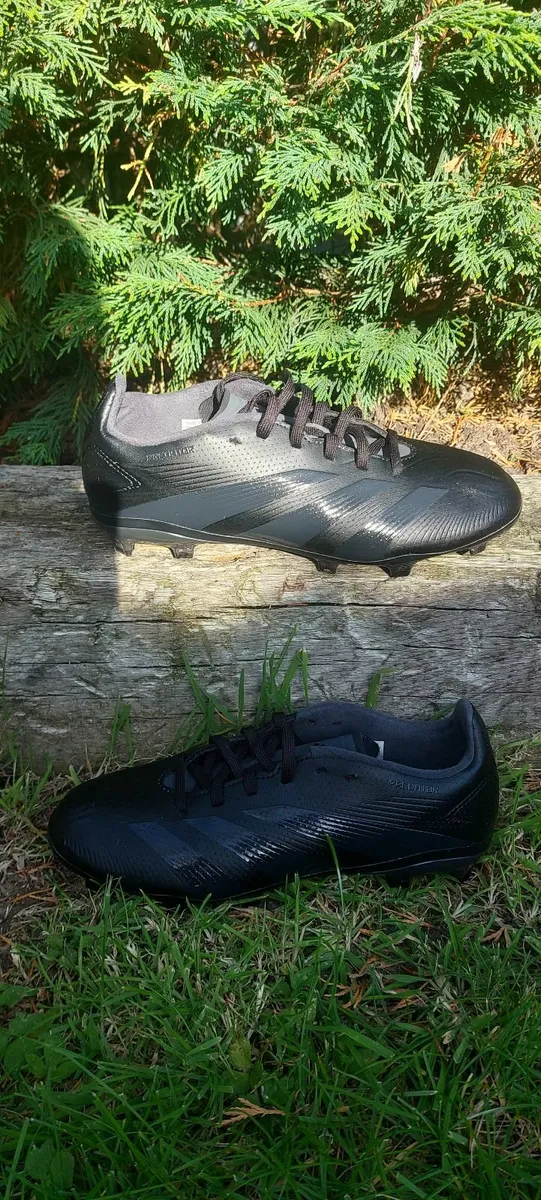 football boots - Image 3