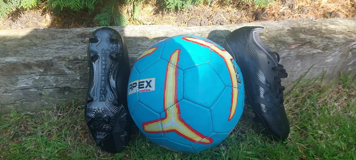 football boots - Image 4