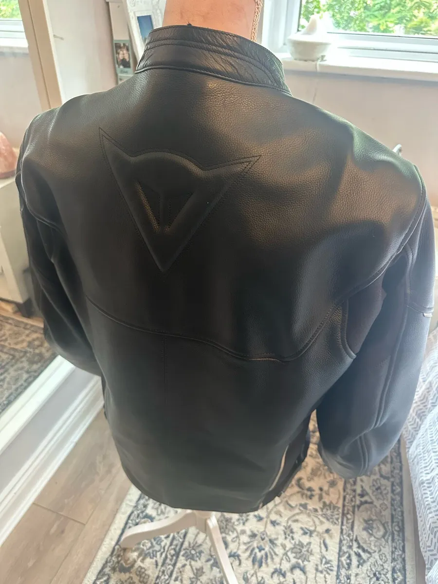 Dainese leather iacket - Image 3