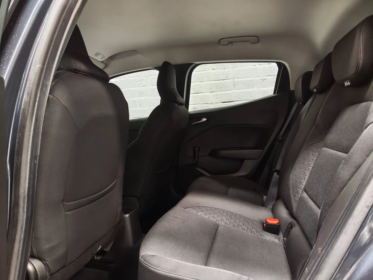 Renault Clio 2021 1.0 PETROL FINANCE AVAILABLE - Image 2