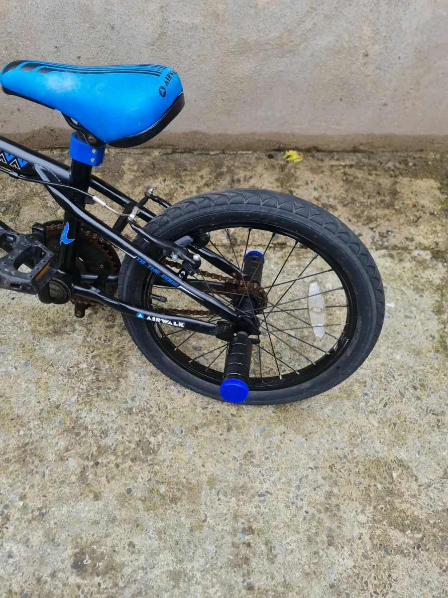 'Airwalk' BMX Kids Bicycle - Image 3