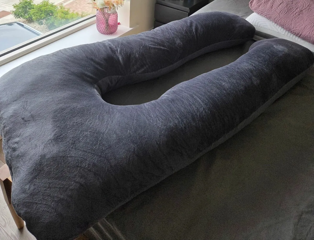 Pregnancy Pillow - Image 2
