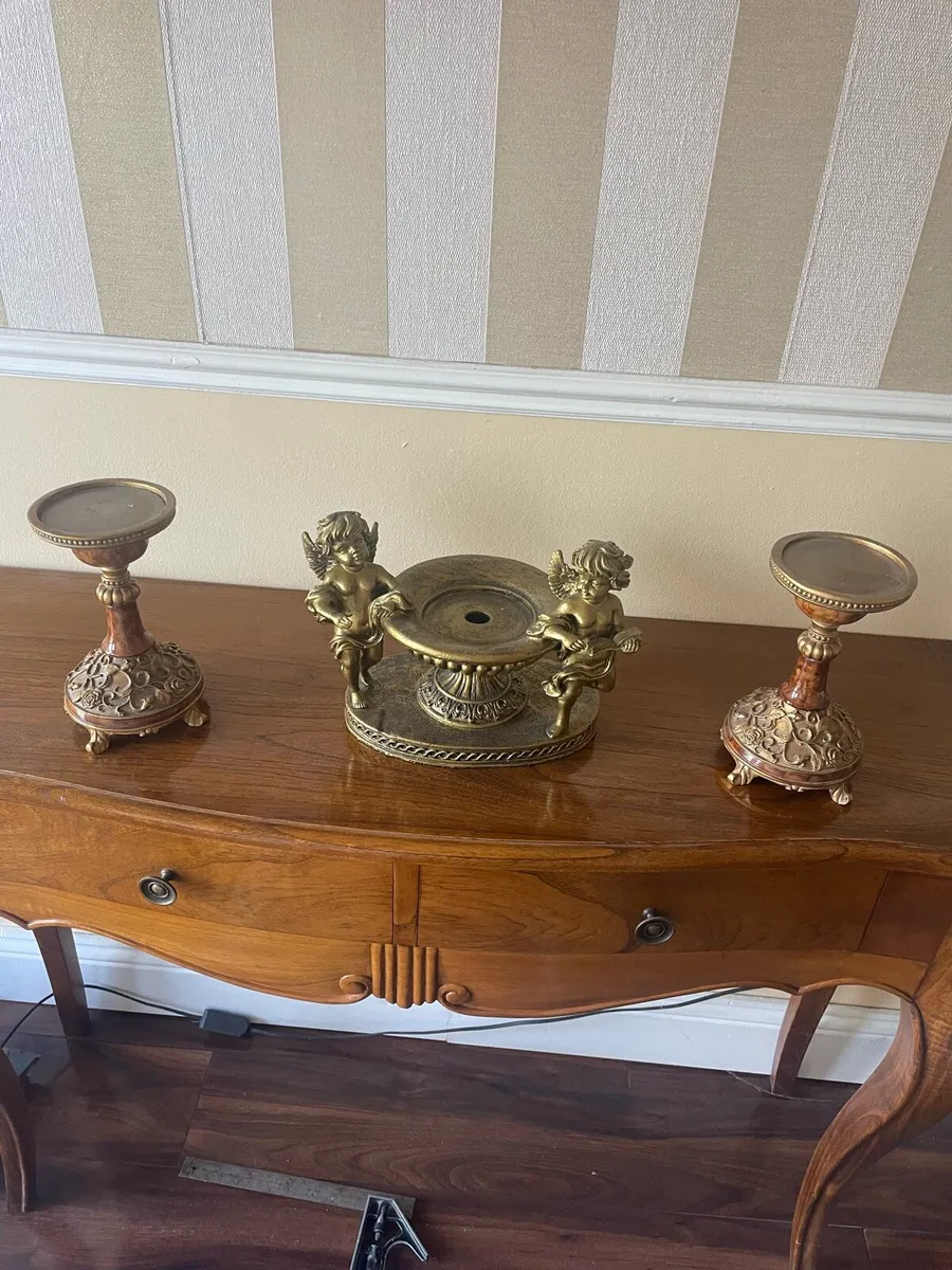 Pictures and mirrors and candle sticks - Image 2