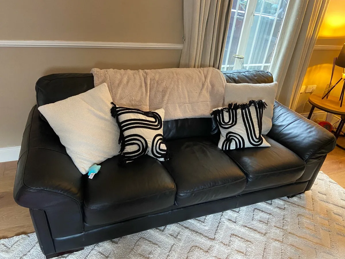 Leather sofa - Image 2