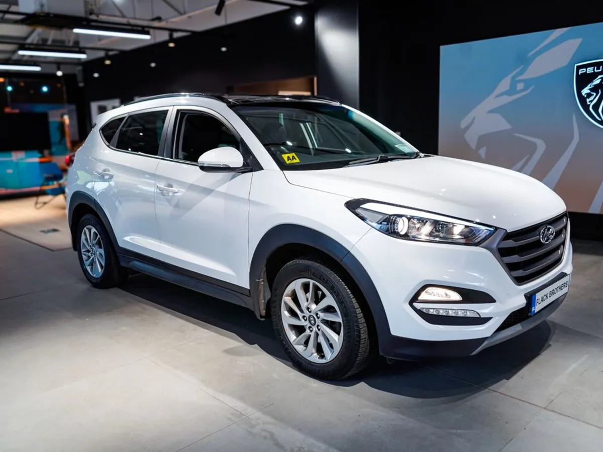 2017 Hyundai Tucson ix35 1.7 Premium Manual - Image 2