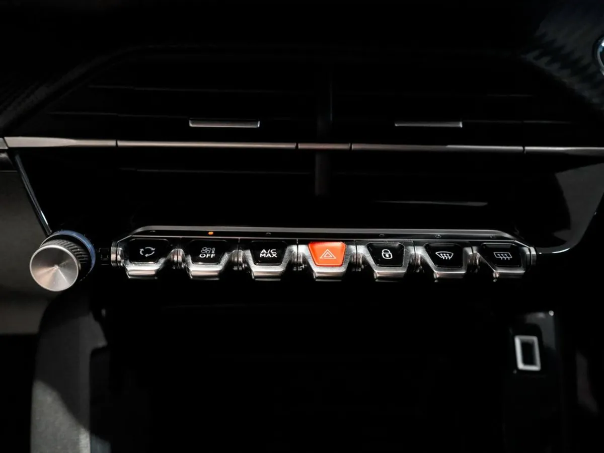 2023 Peugeot 208 Active 1.2 Manual - Image 4
