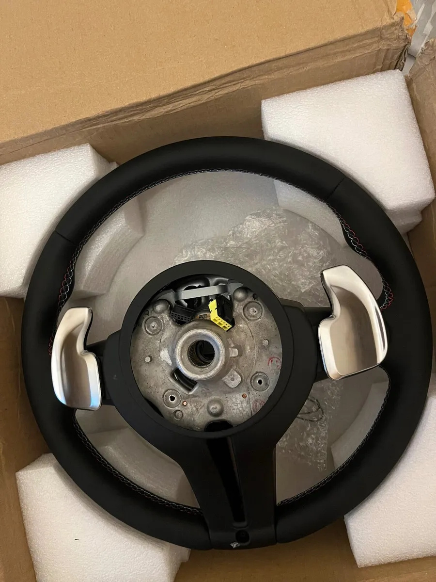 Bmw M sport Steering Wheel - Image 3