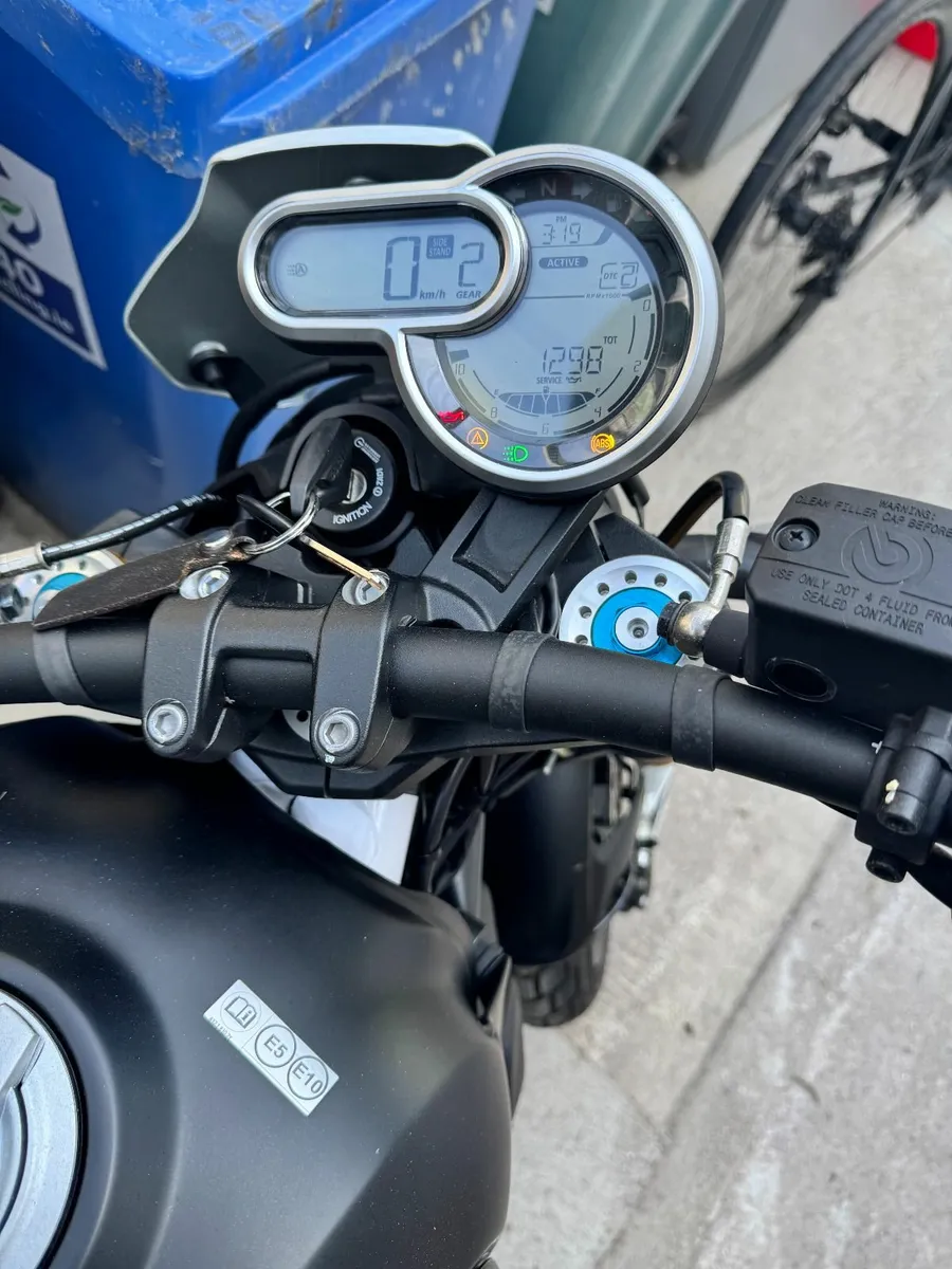 2023 Ducati Scrambler Sport Pro - Image 2
