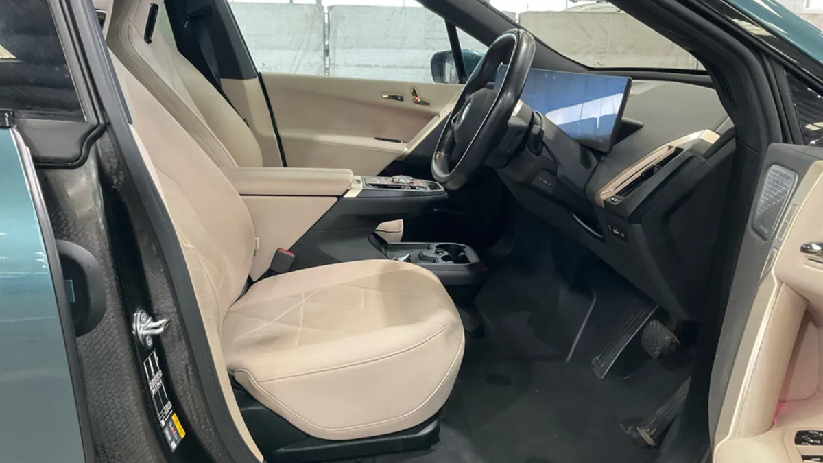 BMW IX XDRIVE40 M SPORT 76KwH BATTERY // HIGH SPEC - Image 2