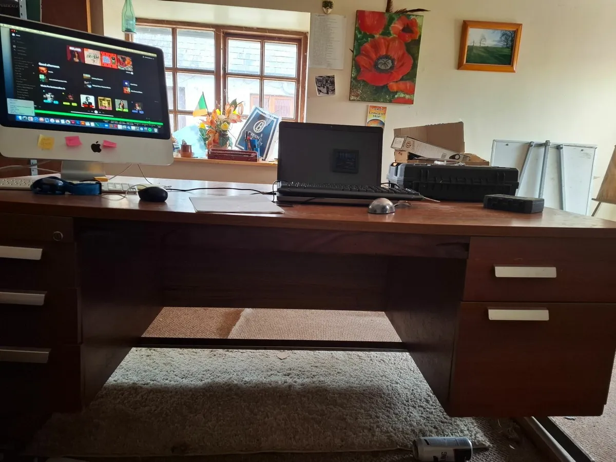 Office Desk - Image 1