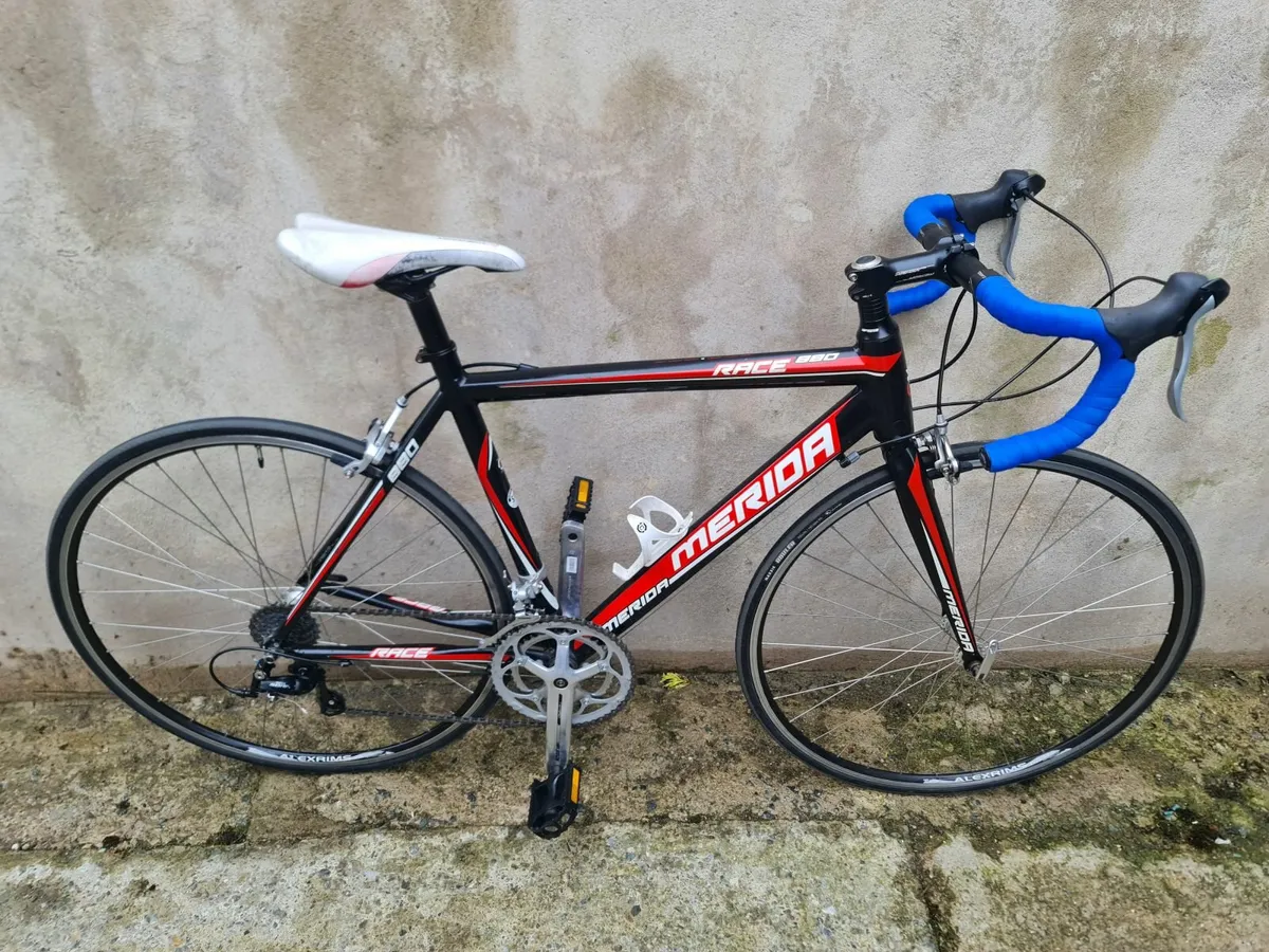 'Merida' (Race 880) Road Bicycle - Image 1