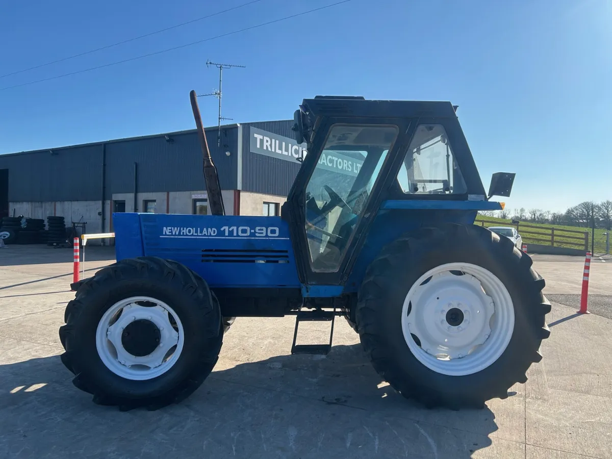 2004 New Holland 110-90 4x4 - Image 4