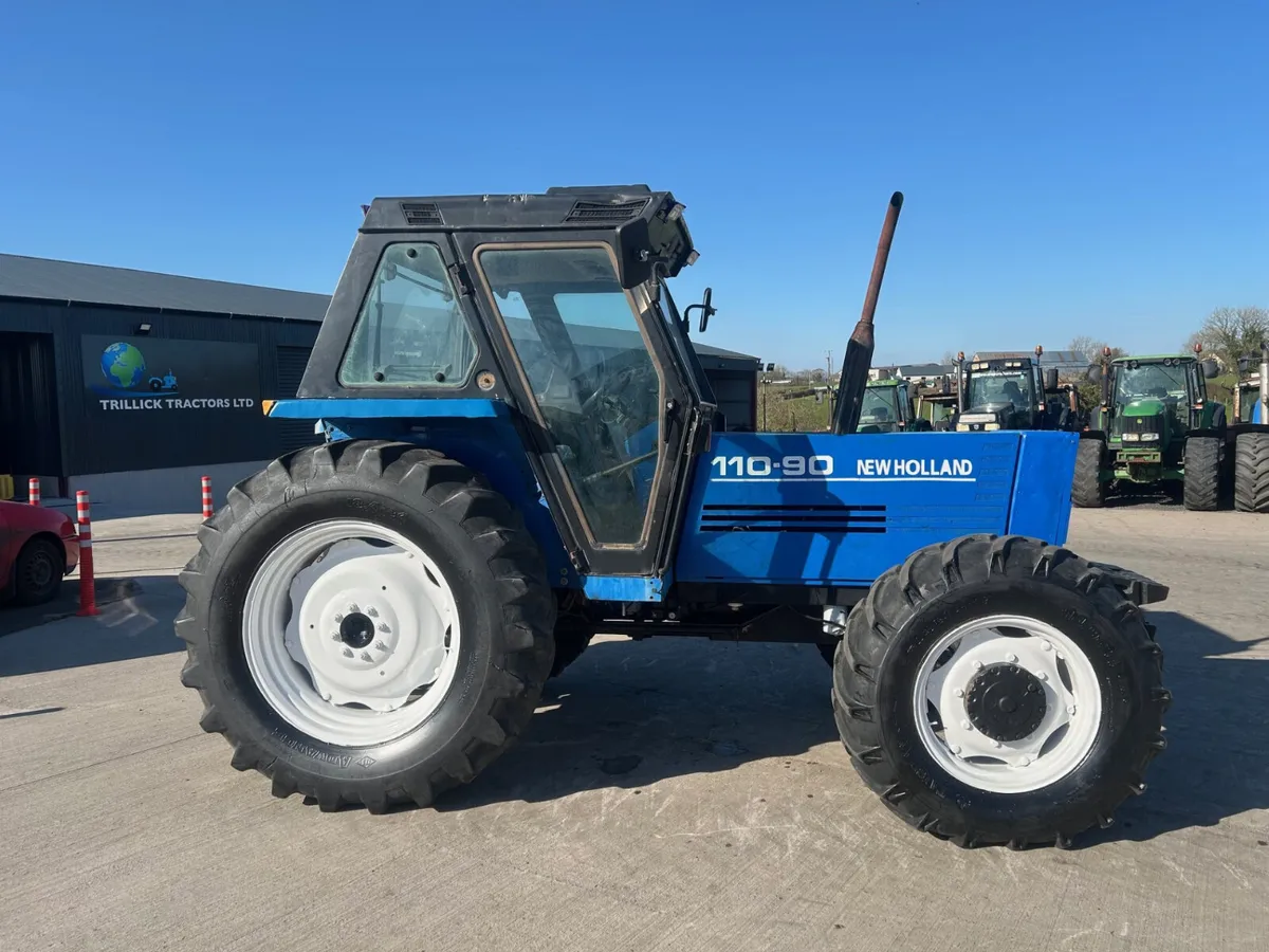 2004 New Holland 110-90 4x4 - Image 1
